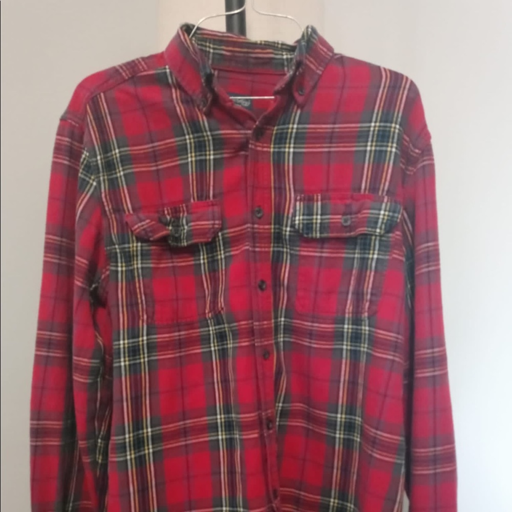I am selling a faded glory long sleeve T-shirt.